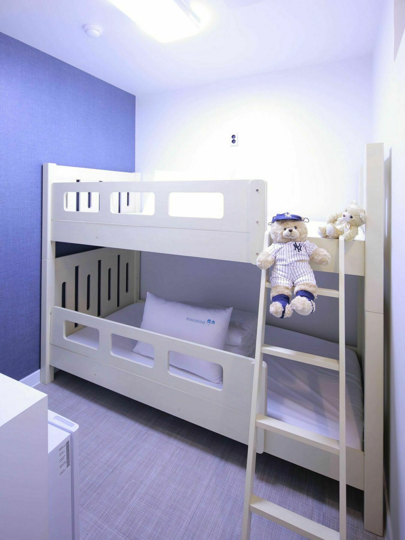 Road Myeongdong Hotel Seoul Exterior photo